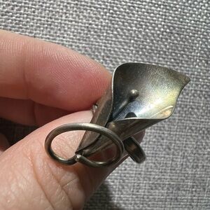 Vintage Stuart Nye sterling silver calla lily ring